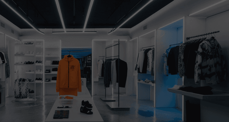Combating Shoplifting
with AI-Powered Video Analytics